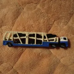 【No64】トミカ キャリアカー 積載車 　FUSO