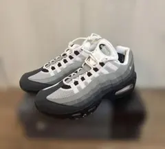 Nike Women's Air Max 95 OG バブル "ピンクフォームのサムネイル