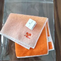 courreges タオルハンカチ　グラデーション オレンジ系　タグ付きのサムネイル