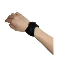 メゾンマルジェラ　レザーブレスレット　ブラック／美品