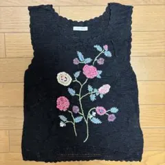 L'EST ROSE レストローズ　ノースリーブ ニット ベスト 花柄刺繍のサムネイル