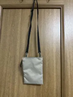無印ベージュ ナイロン サコッシュ