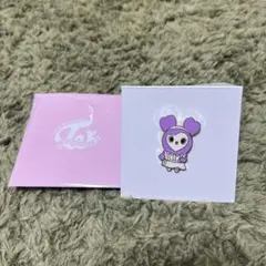 TWICE 4th Anniversary ピンバッジ