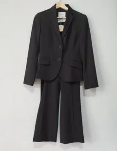 レディーススーツ黒