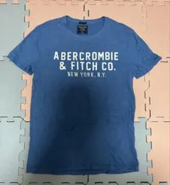 Abercrombie & Fitch アバクロ Tシャツ XS ブルー