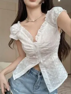 SHEIN フリルトリム パフスリーブ ボタンブラウス 15635093のサムネイル