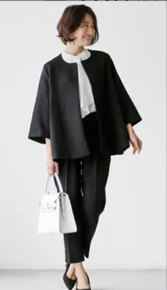 ブラックパンツスーツ