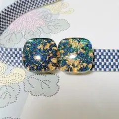 【帯留めのみ】煌びやか 金箔入りスクエア型の帯留 ブラック 黒 和風 長方形