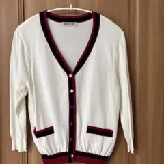 Apuweiser-riche ホワイト Vネックカーディガン