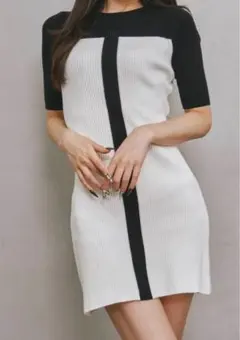 リブ編み 半袖ニットワンピース ホワイト/ブラック