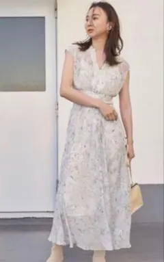 フレイ アイディー ラインアートシフォンワンピ