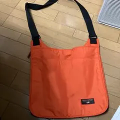 Item thumbnail for item f25b70d8-97cd-4e95-996c-3aeda64f3b99