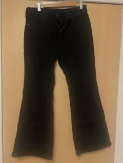 GU スリムフレアジーンズ 丈短め ブラック Mサイズ