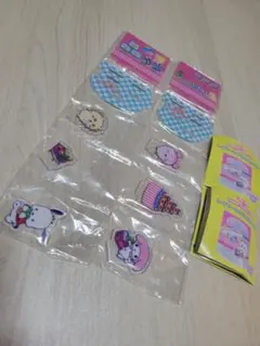 ちいかわ サンリオ アクリルスタンド シーサー 古本屋②