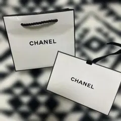 CHANEL ホワイト ショッピングバッグ 小型