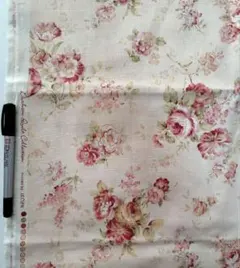 生地　綿麻　淡サーモンピンク　ダーラムキルトコレクション　薔薇柄
