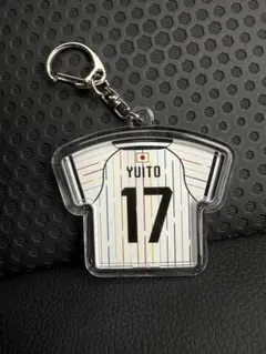 #17 鈴木唯人 サッカー日本代表 2026アウェイ ユニフォーム型キーホルダー