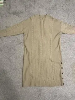 Olive de Oliveベージュ ケーブルニット ロングワンピース