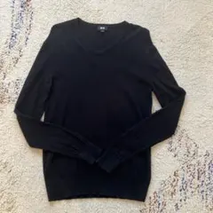 UNIQLO ブラック Vネック ニットS