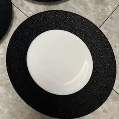 Item thumbnail for item 557735cf-9f85-4a18-8956-4fe6a2fefe1b