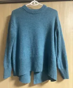 長袖ニットセーター