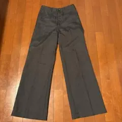 ユニクロ　【美シルエット】ワイドフレアパンツ チャコールグレー スラックス