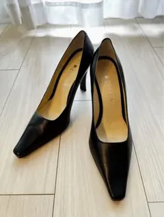 パンプス　靴　ダイアナ　DIANA