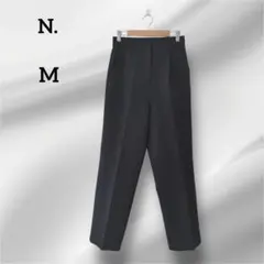 N. ナチュラルビューティーベーシック　スラックス　 タック入り　ブラック　M