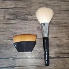 shuuemura シュウウエムラ ファンデーションブラシ 27 55のサムネイル