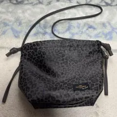 コブクロ　九月八日　ドローストリングバッグ　茶色　豹柄