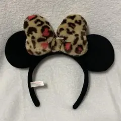 ディズニー　ミニー　豹柄　レオパード柄　ピンク　カチューシャ