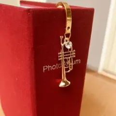 Item thumbnail for item 9876bf11-b131-4b43-b939-c8b938b64459