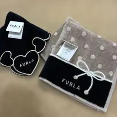 新品 未使用 フルラ FURLA タオルハンカチ 2枚 リボン ハート