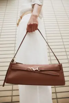 H&M レクタングルショルダーバッグ　横長　サブバッグ