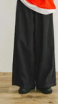 アーバンリサーチ　ワイドデニム　ブラック　S