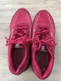 Reebok EasyTone ピンク トレーニングシューズ