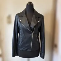 ユニクロ　中古　ブラック フェイクレザー ライダースジャケット　11号　難あり