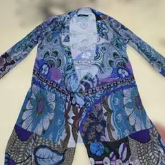 Desigual カーディガン Mサイズ 総柄 ブルー系のサムネイル