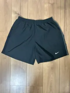 Nike DRY-FIT ショーツ　ブラック　M