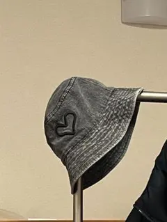 ハート刺繍 グレー バケットハット