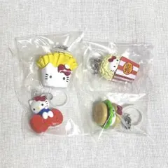ハローキティ　アメリカンデザイン　めじるしアクセサリー　4点セット