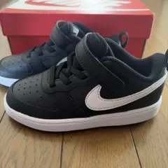 Nike ブラック スニーカー 16cm コートボロー