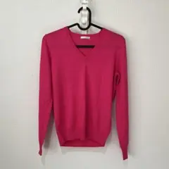 ユニクロ Vネック セーター 値下げ Mサイズ