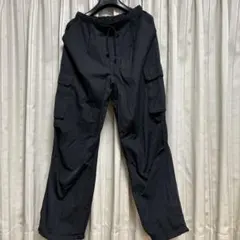古着　GU 黒　カーゴパンツ