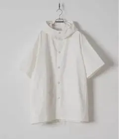 ホワイト フード付き ショートジャケット