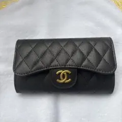 CHANEL チェーンウォレット ノベルティー