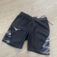 バドミントン用ショートパンツ 黒と灰色の幾何学模様 - メルカリ
