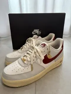 NIKE WMNS AIR FORCE 1 ‘07 SE 28.5センチ