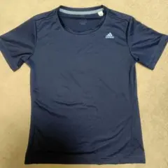 アディダス　レディースTシャツ