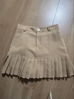 ベージュ プリーツミニスカート
